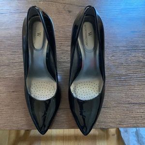 Black never used high heel pumps